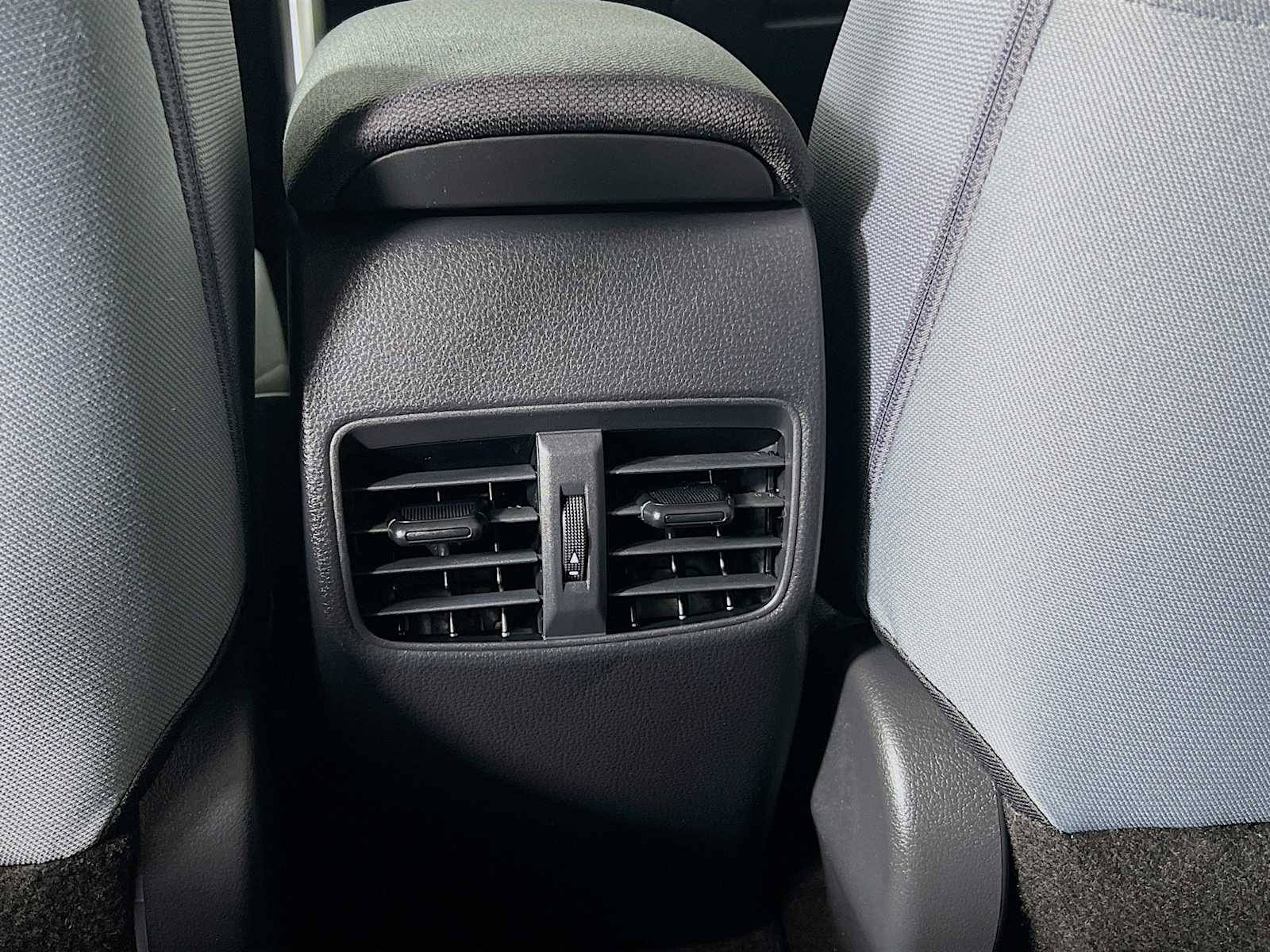 2024 Toyota Corolla Cross Hybrid S - Photo 24