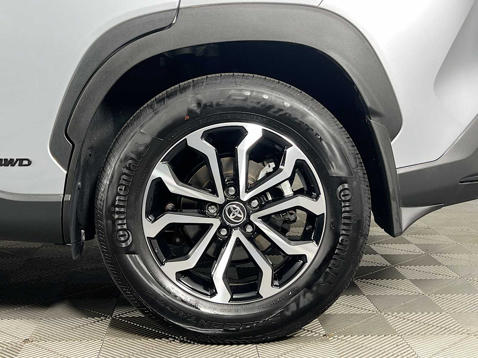 2024 Toyota Corolla Cross Hybrid S - Photo 30