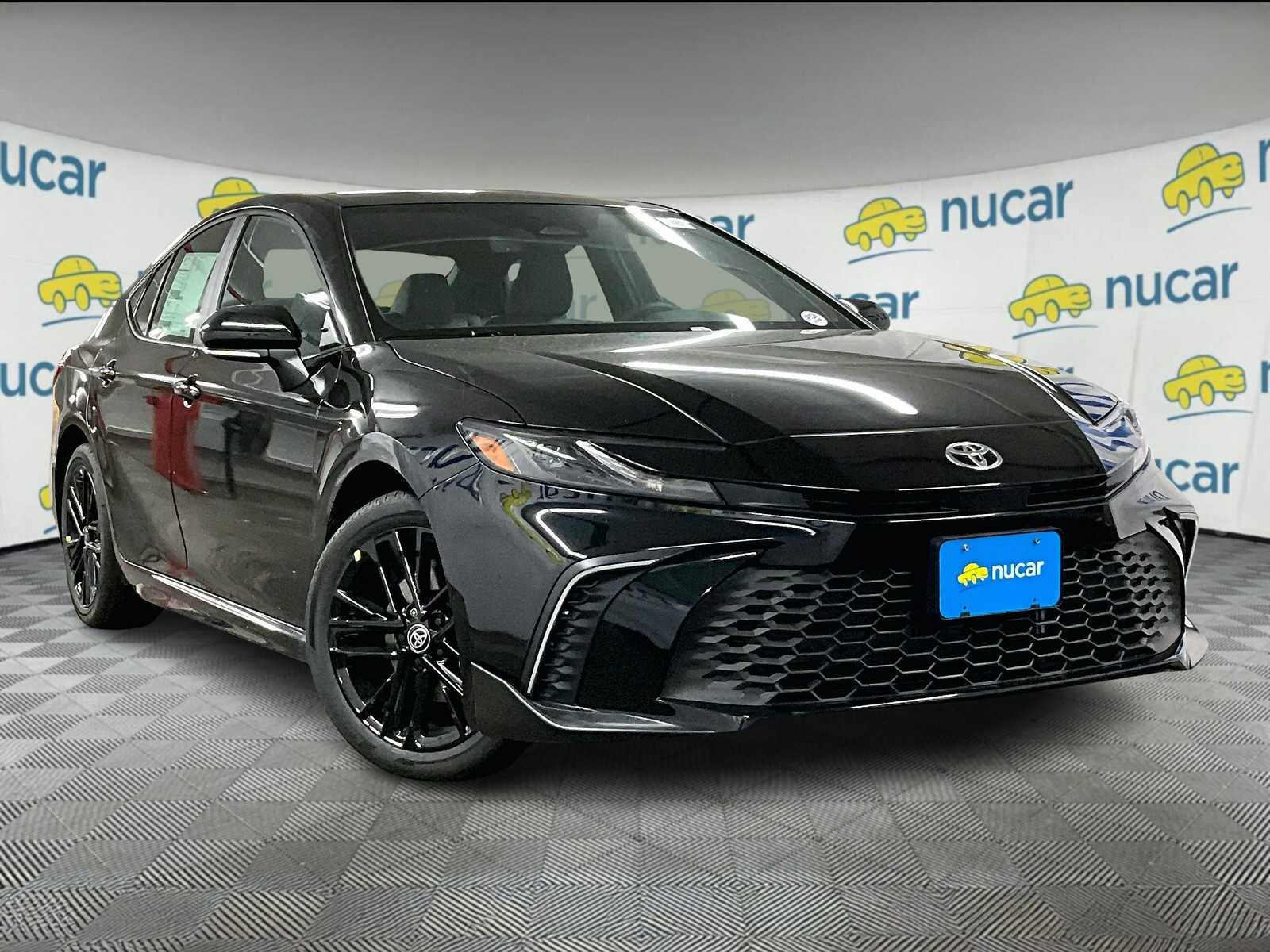 2025 Toyota Camry SE - Photo 1