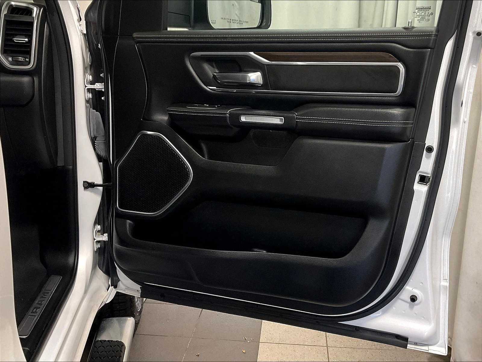 2022 Ram 1500 Laramie - Photo 12