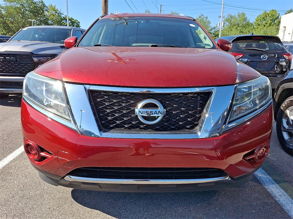 2014 Nissan Pathfinder SV - Photo 2