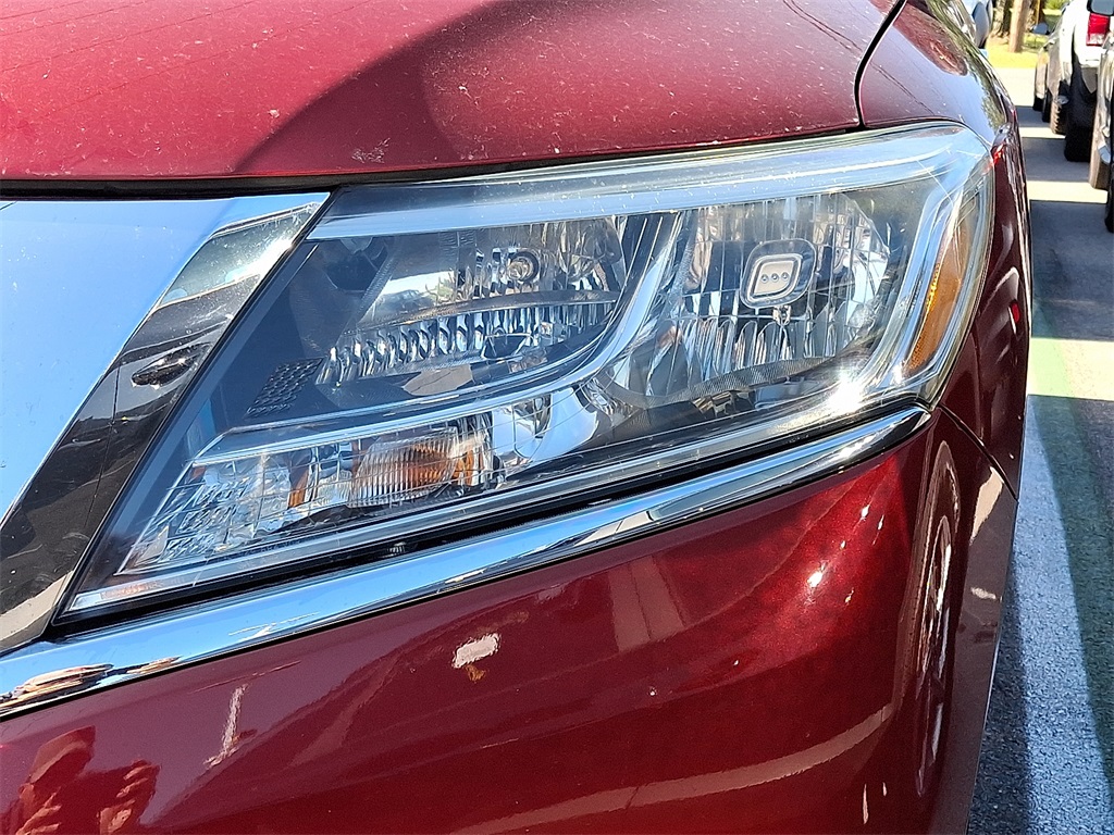 2014 Nissan Pathfinder SV - Photo 7