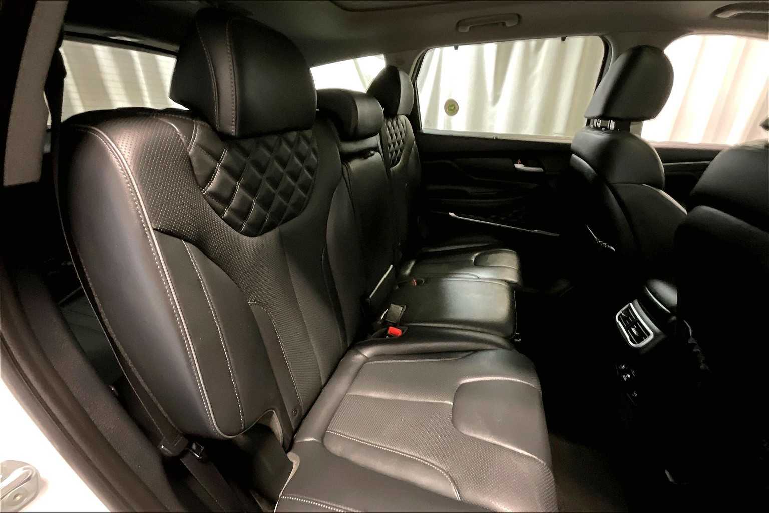 2022 Hyundai Santa Fe Hybrid Limited - Photo 16
