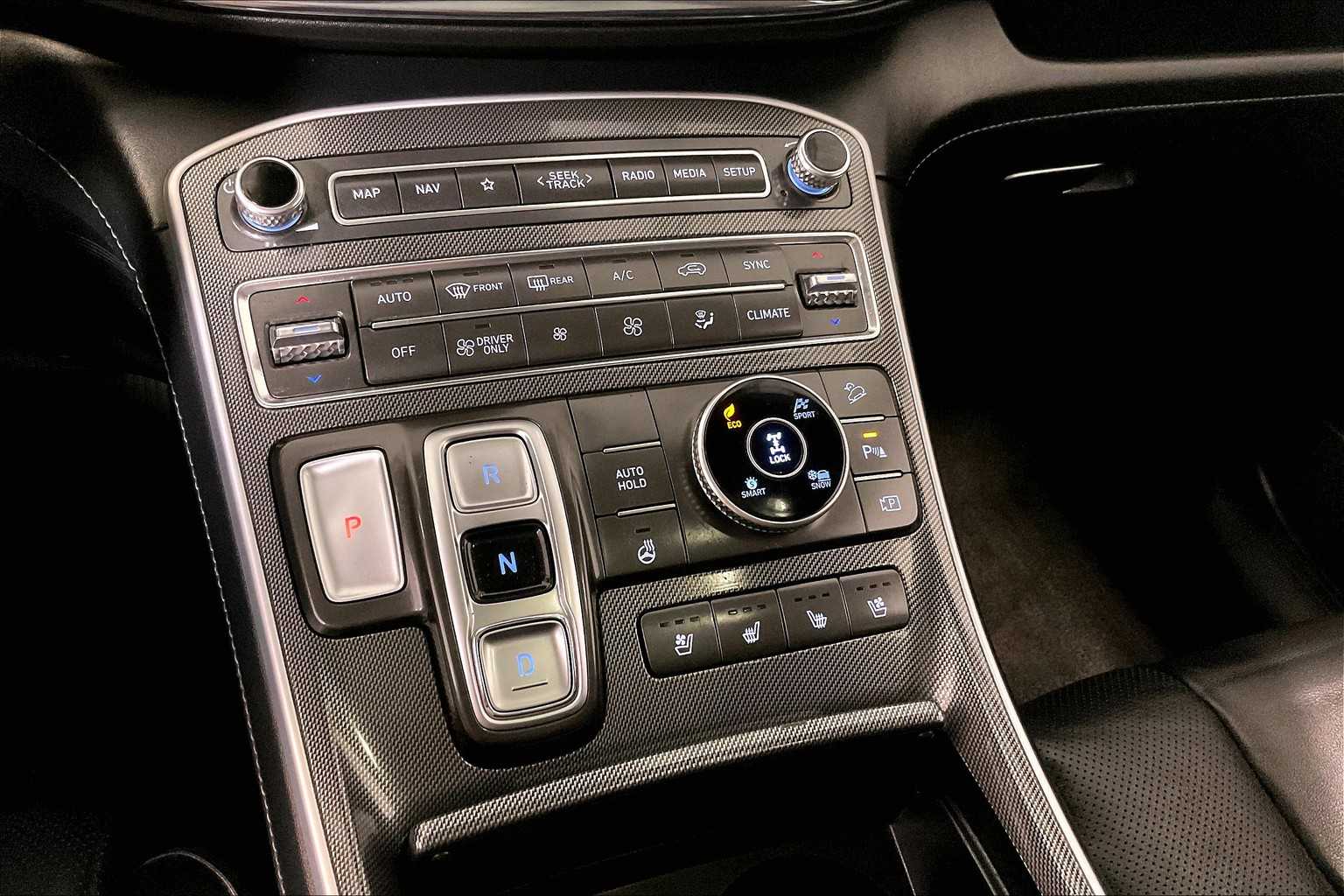 2022 Hyundai Santa Fe Hybrid Limited - Photo 26
