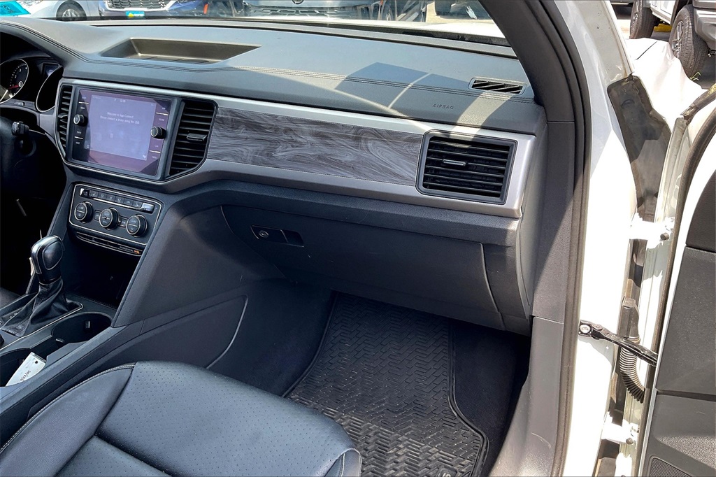 2020 Volkswagen Atlas Cross Sport 3.6L V6 SE w/Technology - Photo 12