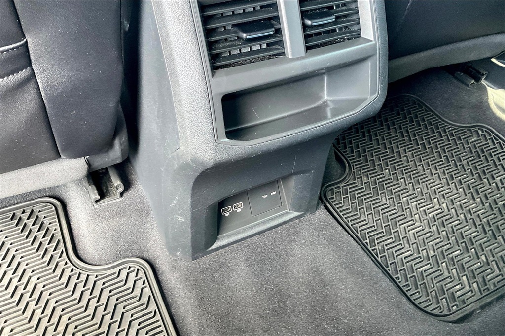 2020 Volkswagen Atlas Cross Sport 3.6L V6 SE w/Technology - Photo 25