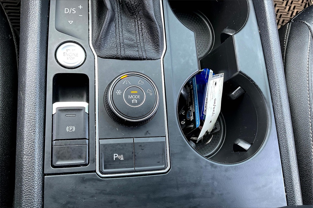 2020 Volkswagen Atlas Cross Sport 3.6L V6 SE w/Technology - Photo 32
