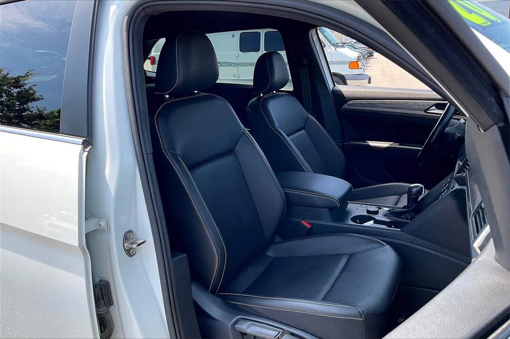 2020 Volkswagen Atlas Cross Sport 3.6L V6 SE w/Technology - Photo 10