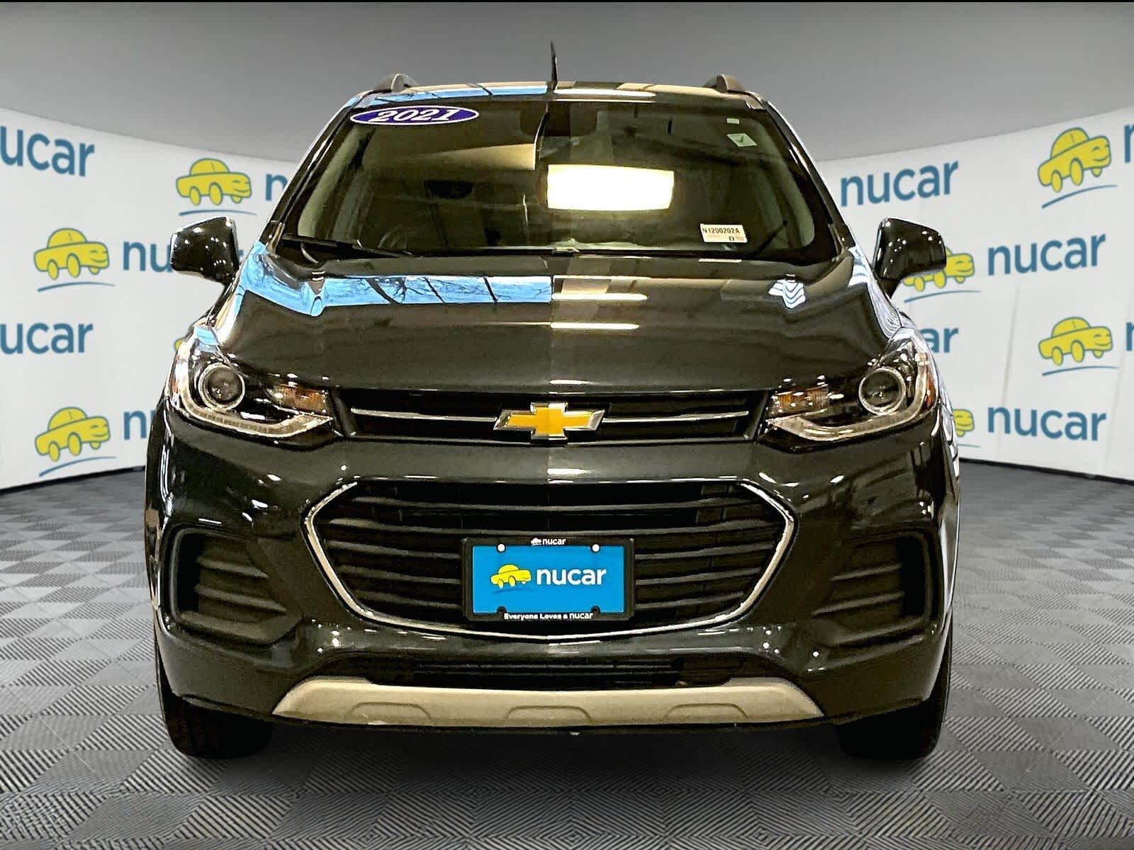 2021 Chevrolet Trax LT - Photo 2