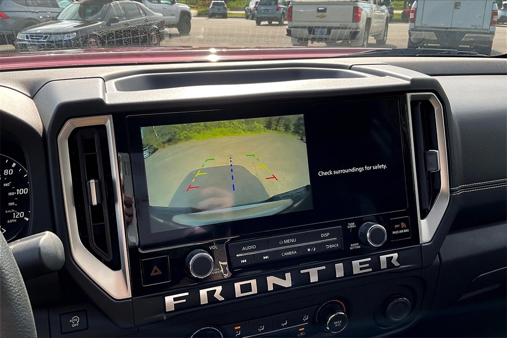 2025 Nissan Frontier SV - Photo 16