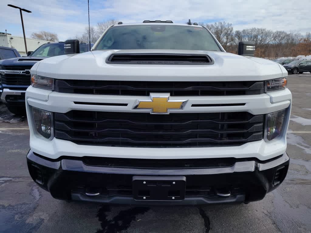 2025 Chevrolet Silverado 2500HD Custom - Photo 2