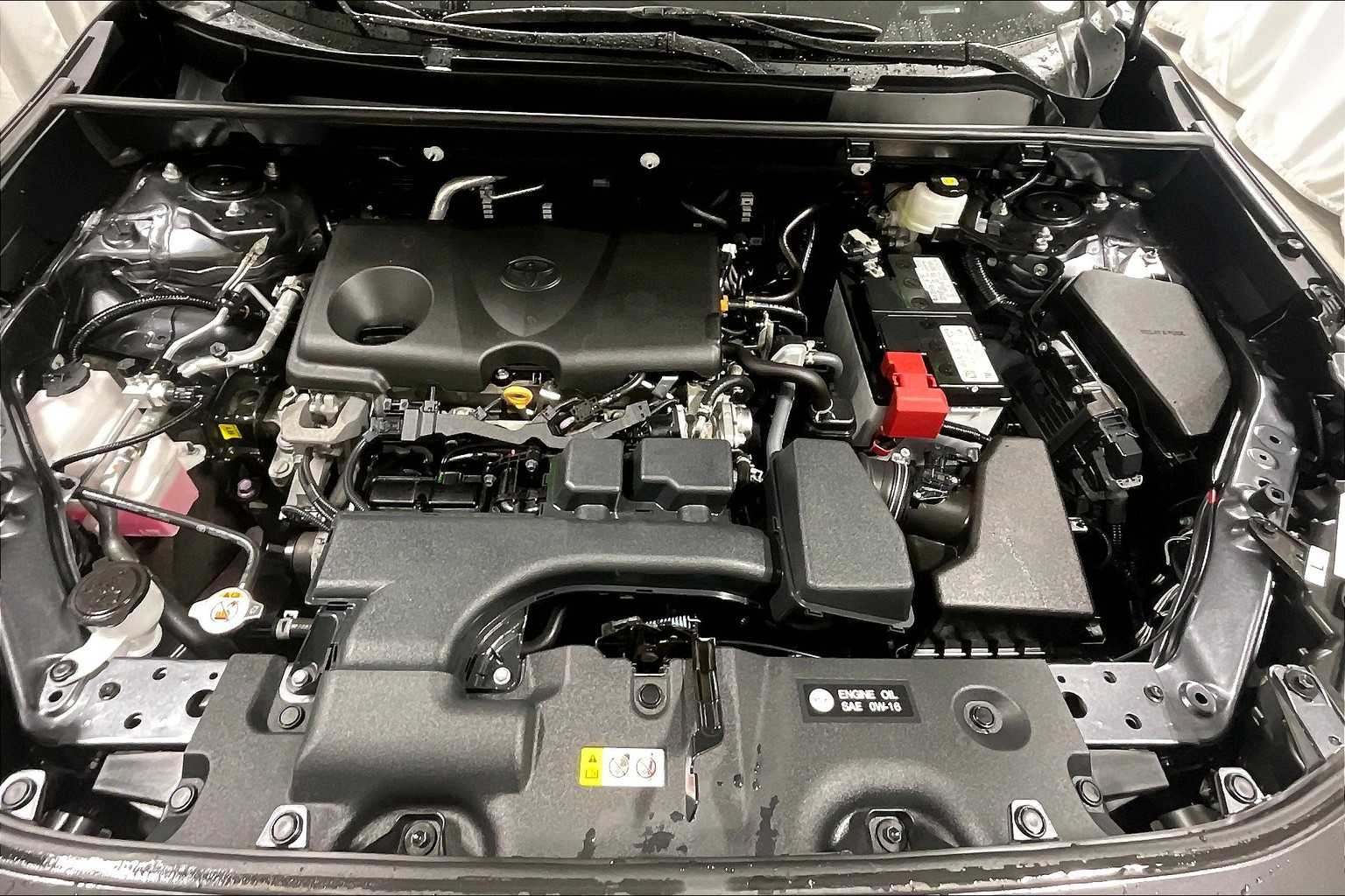 2023 Toyota RAV4 LE - Photo 30