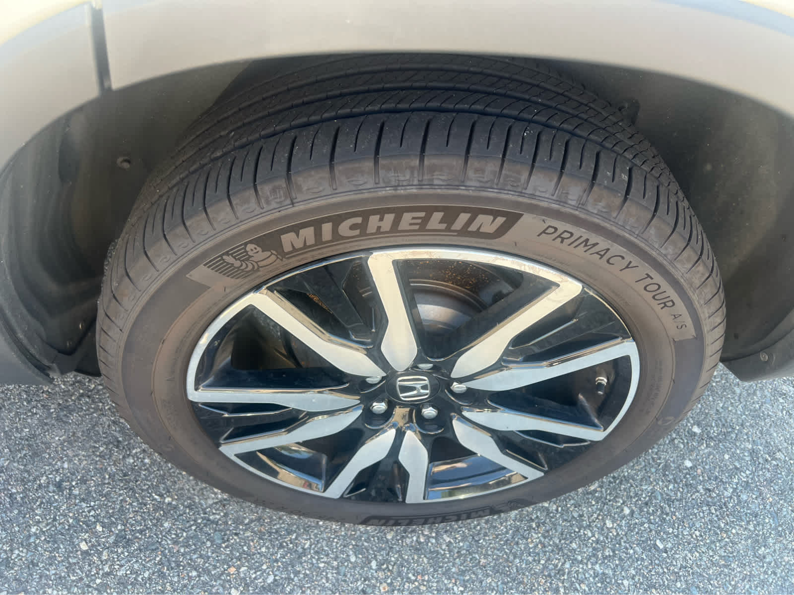 2020 Honda Pilot Touring 7-Passenger - Photo 13