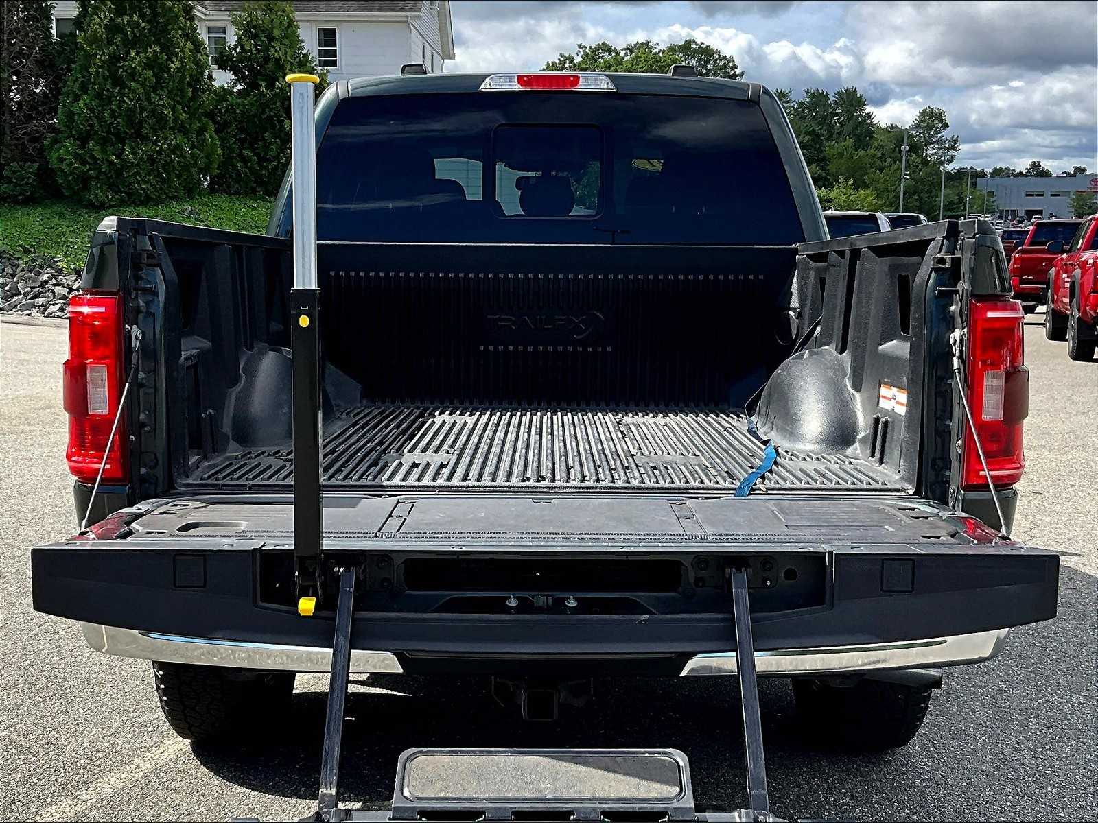 2021 Ford F-150 XLT - Photo 35