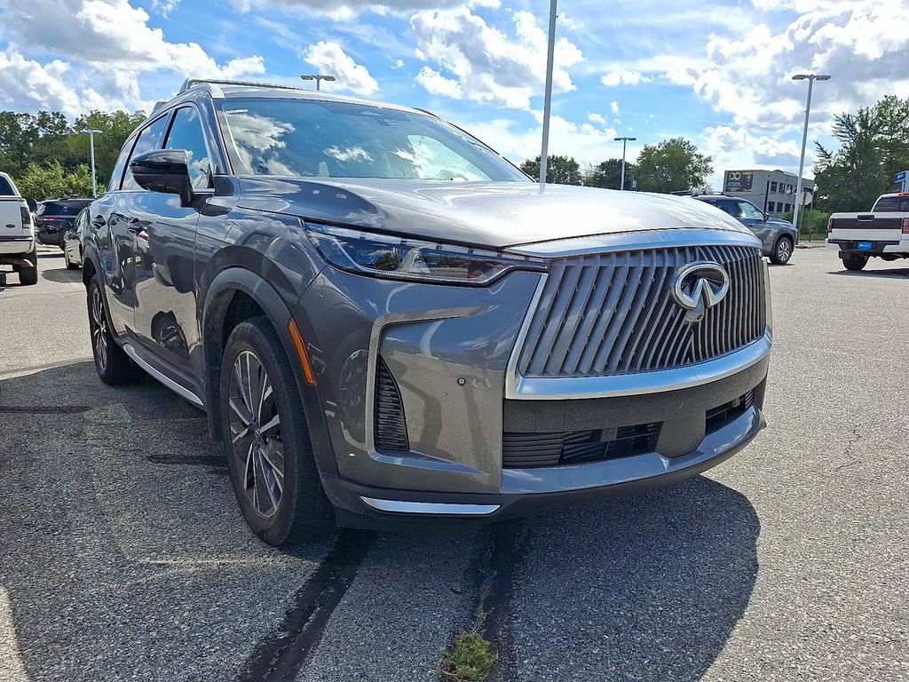 2026 INFINITI QX60 LUXE