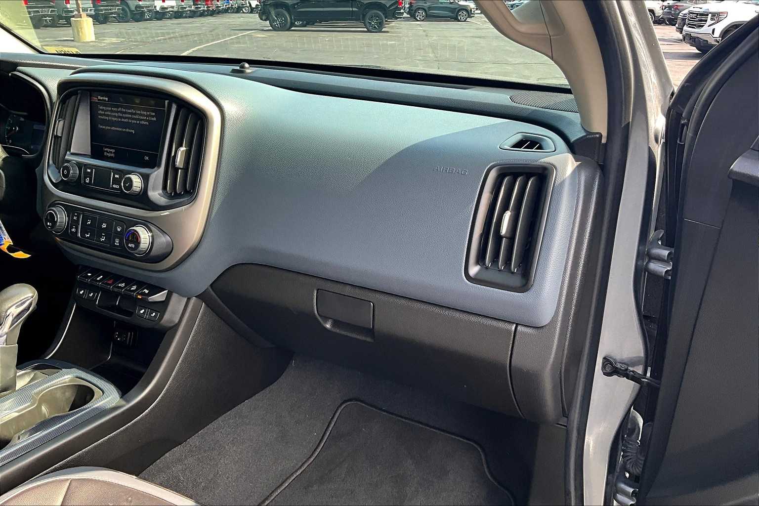 2022 Chevrolet Colorado 4WD Z71 - Photo 13
