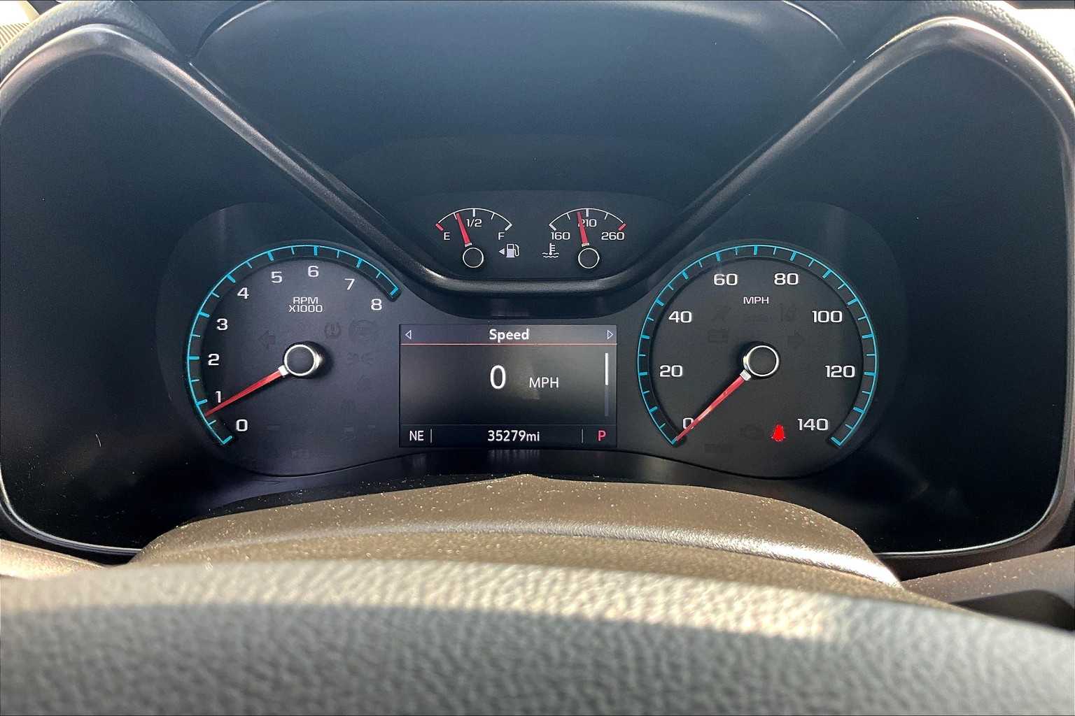 2022 Chevrolet Colorado 4WD Z71 - Photo 25