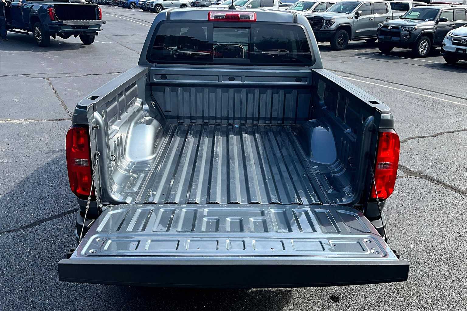 2022 Chevrolet Colorado 4WD Z71 - Photo 30