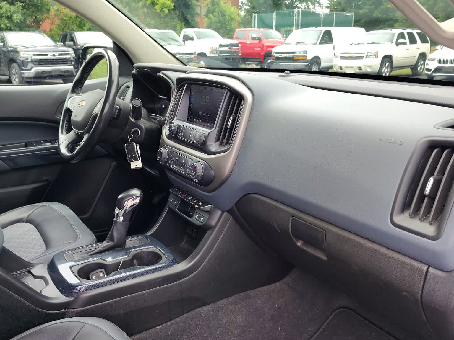 2022 Chevrolet Colorado 4WD Z71 - Photo 10
