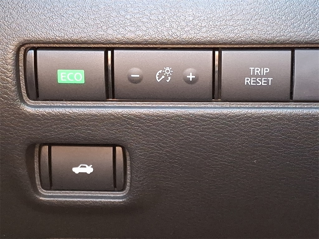 2025 Nissan Sentra SV - Photo 17