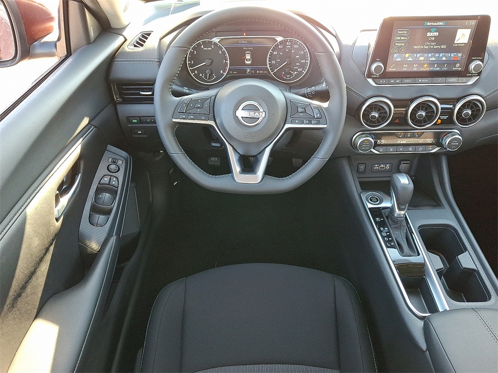 2025 Nissan Sentra SV - Photo 7