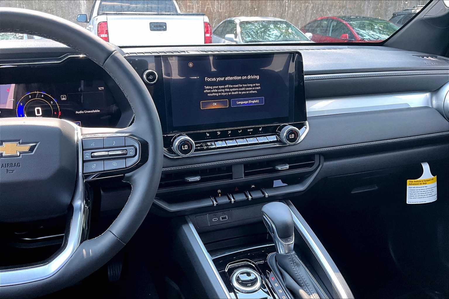 2025 Chevrolet Colorado 4WD LT - Photo 13