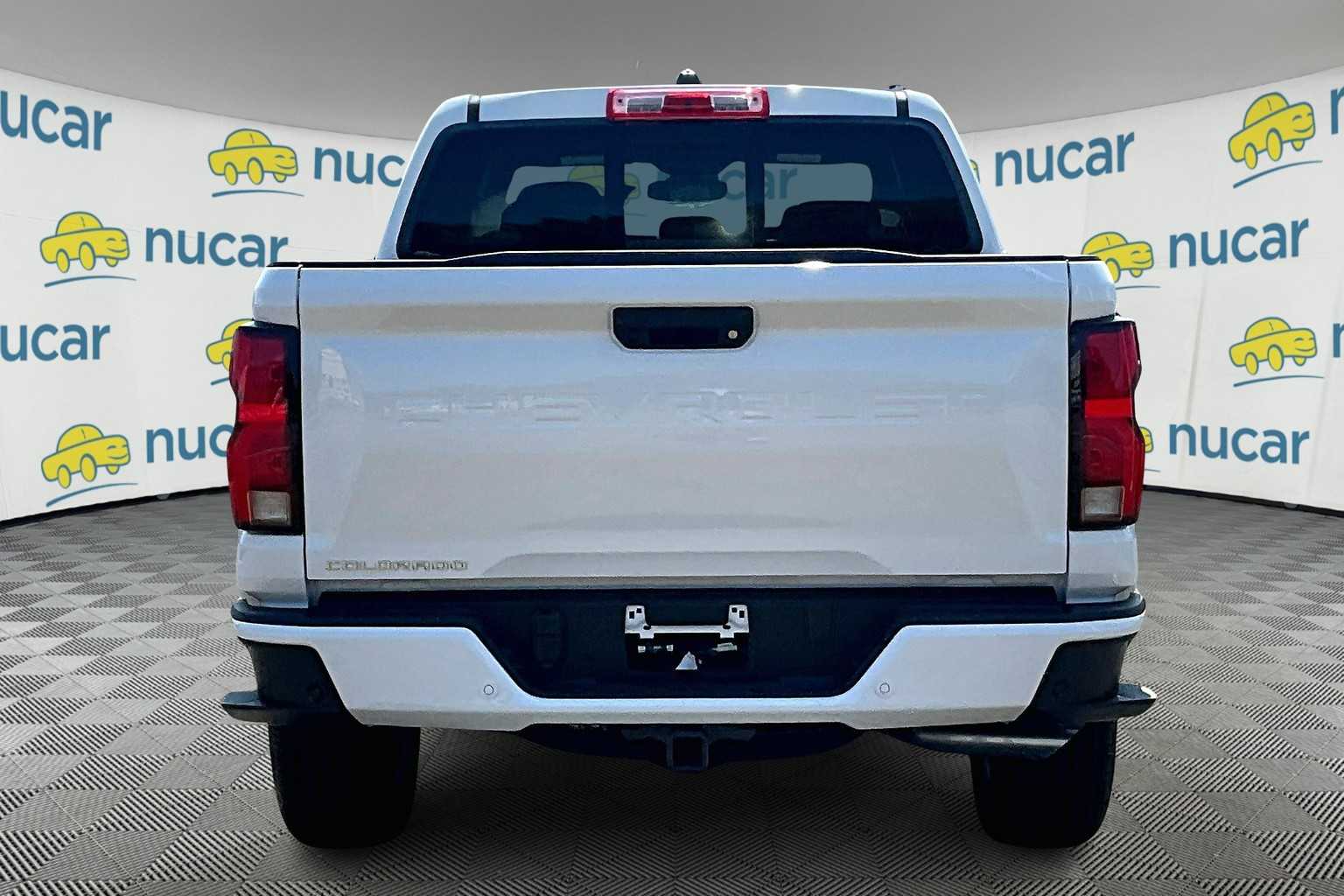 2025 Chevrolet Colorado 4WD LT - Photo 6