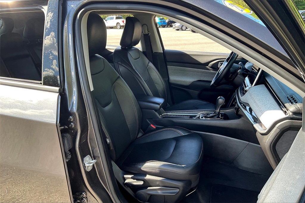 2022 Jeep Compass Latitude Lux - Photo 11