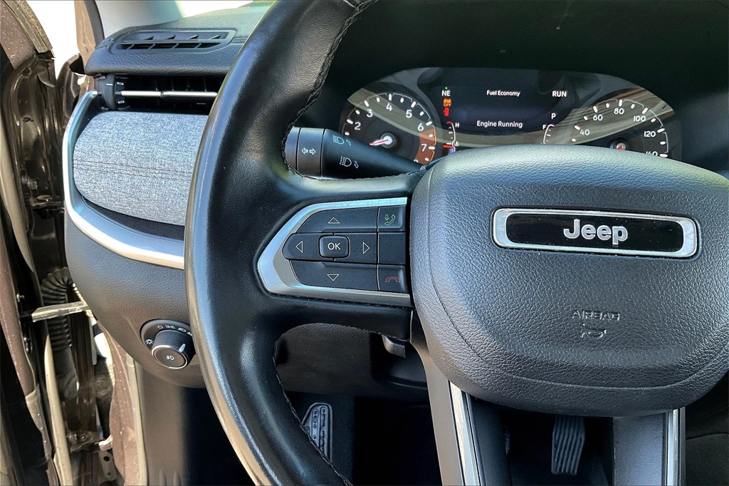 2022 Jeep Compass Latitude Lux - Photo 23