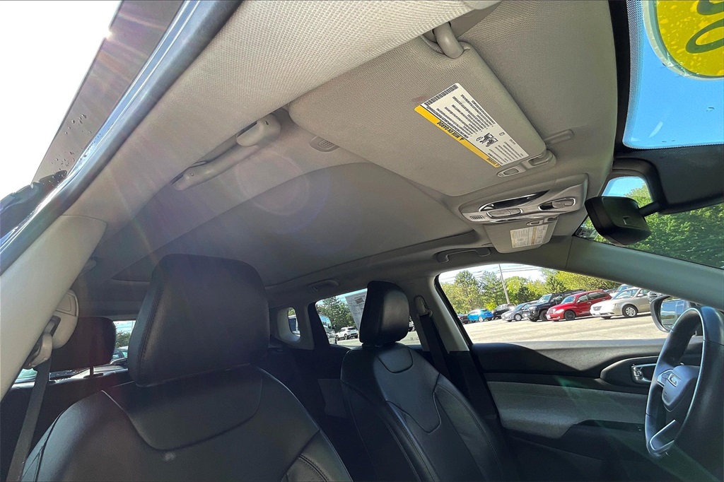2022 Jeep Compass Latitude Lux - Photo 7