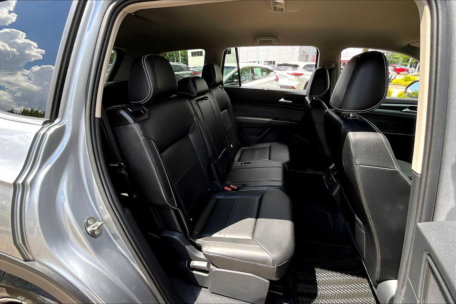 2022 Volkswagen Atlas 2.0T SE - Photo 16