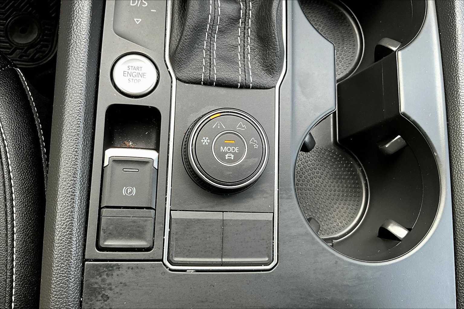 2022 Volkswagen Atlas 2.0T SE - Photo 27