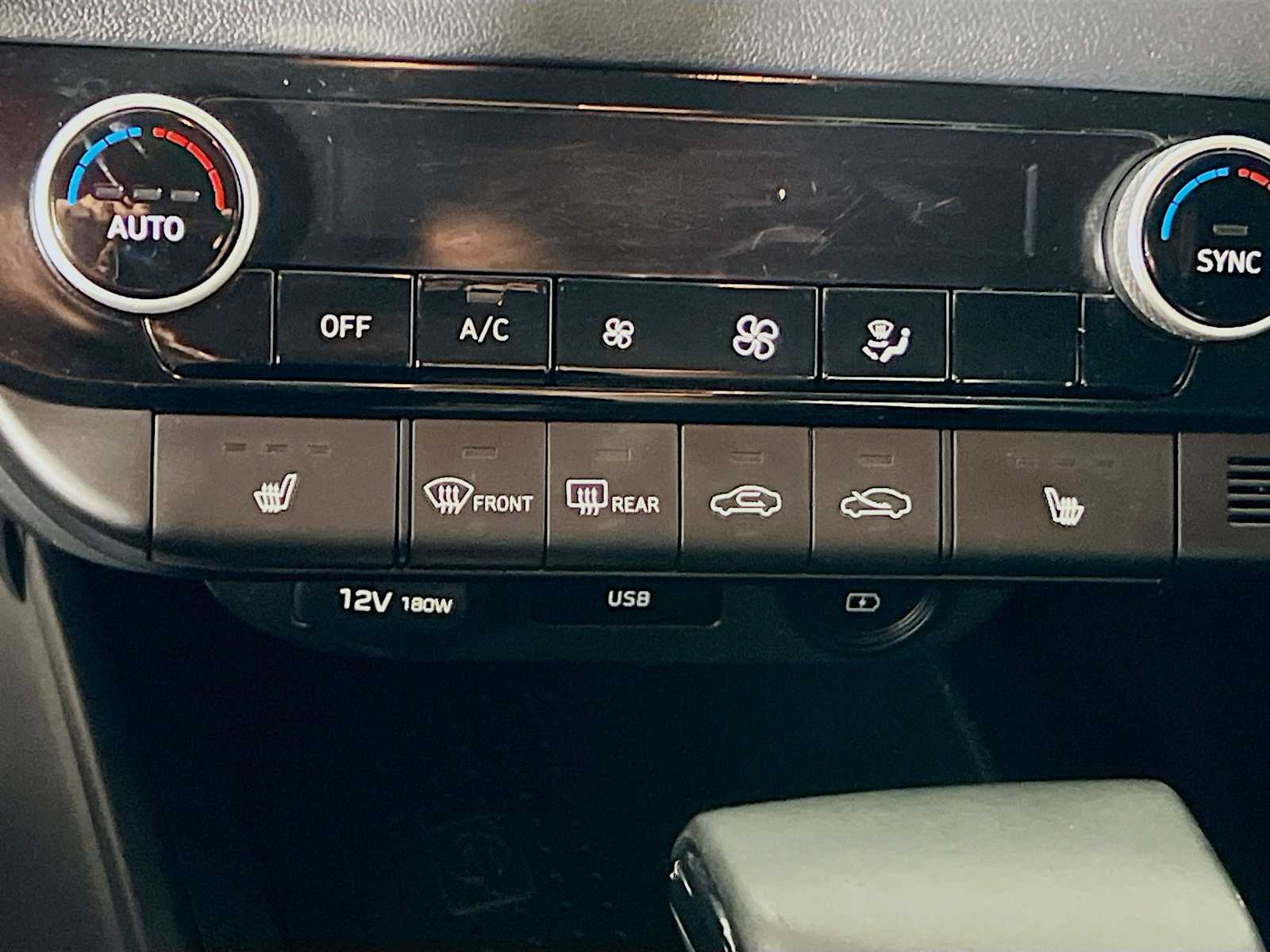 2022 Hyundai Elantra SEL - Photo 20