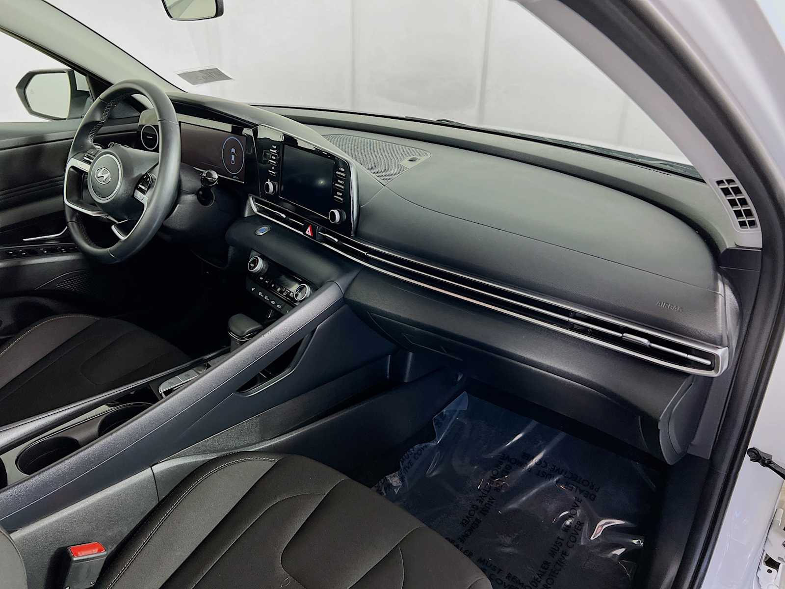 2022 Hyundai Elantra SEL - Photo 27