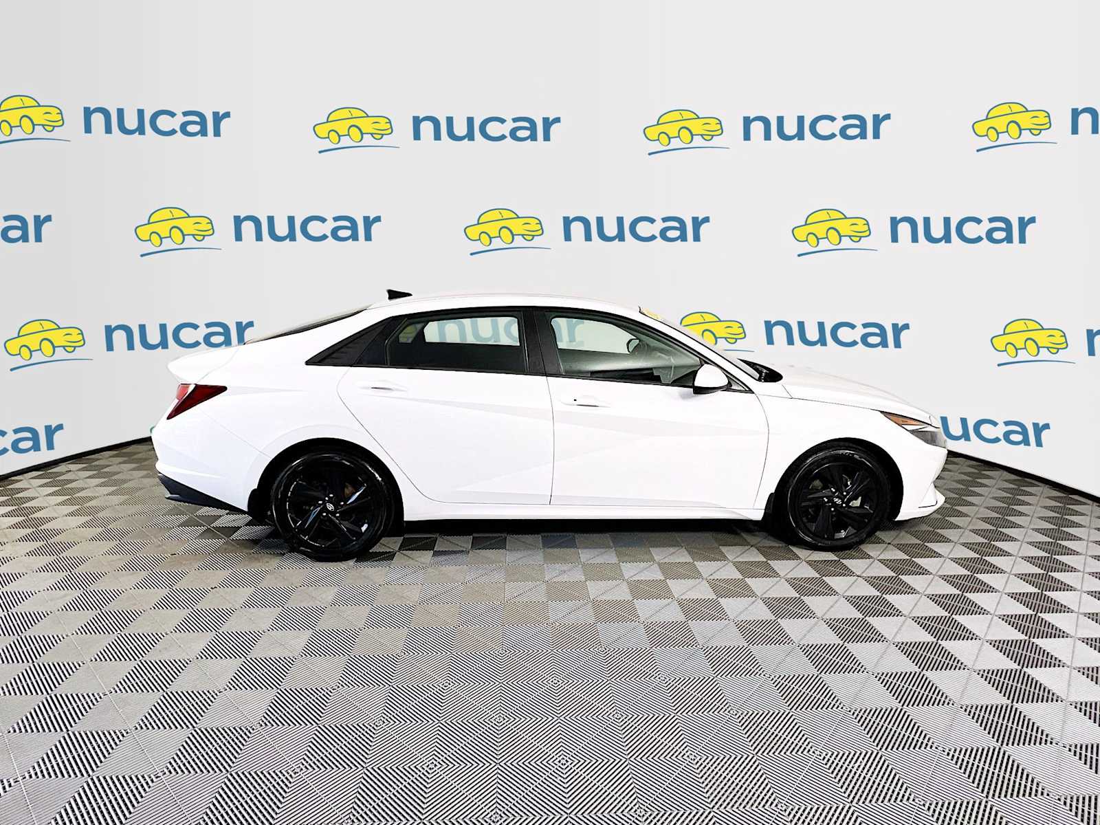 2022 Hyundai Elantra SEL - Photo 8