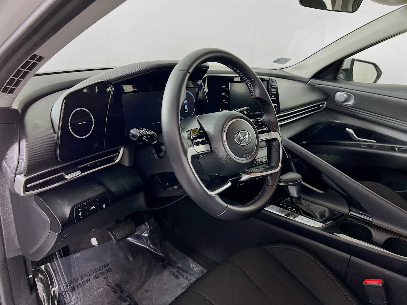2022 Hyundai Elantra SEL - Photo 9