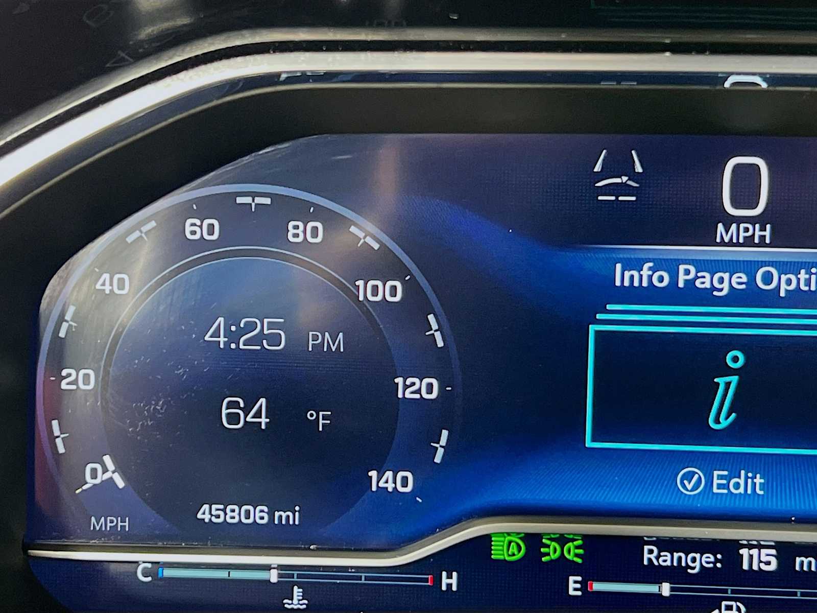 2023 Chevrolet Silverado 1500 RST - Photo 12