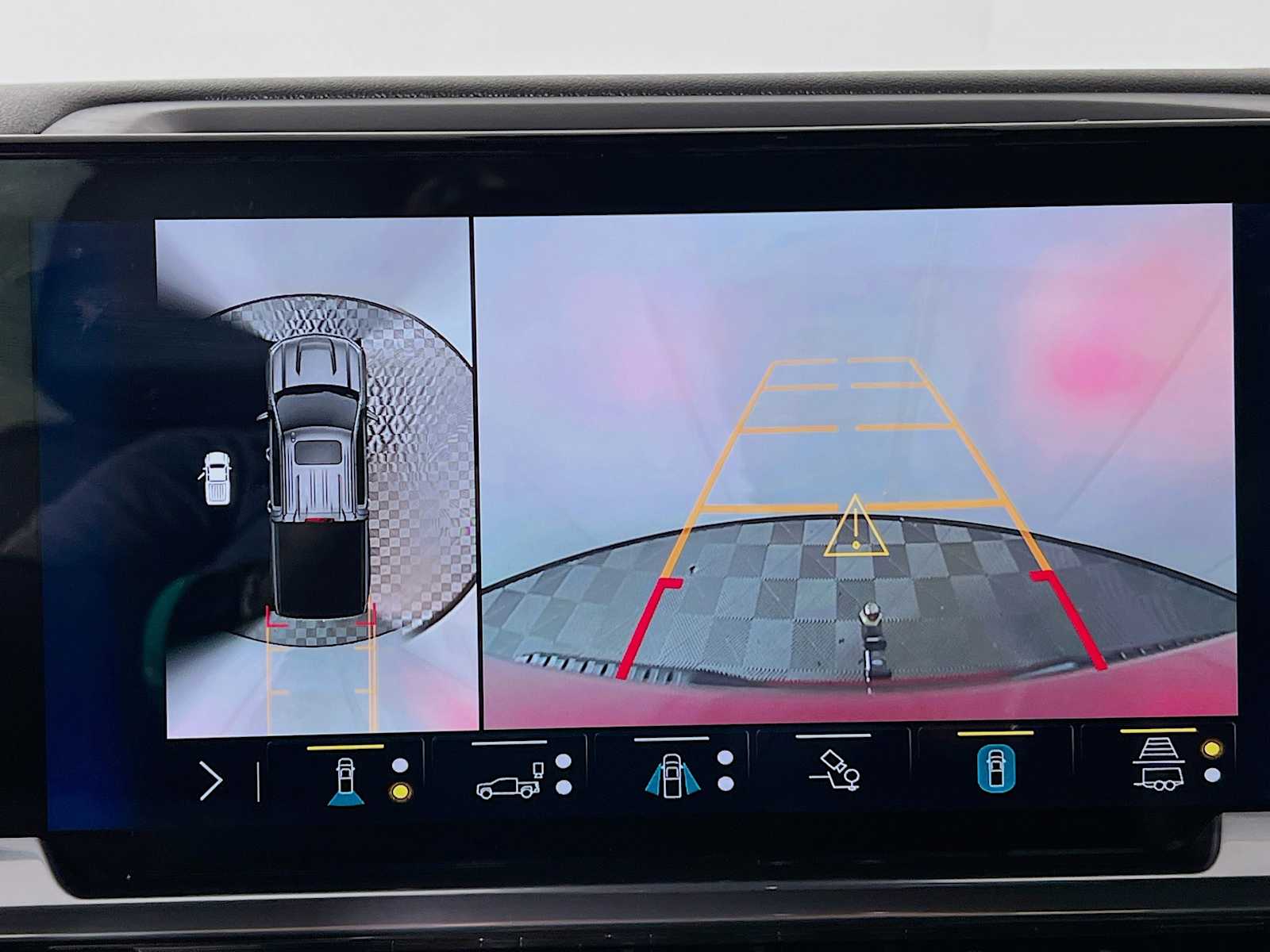 2023 Chevrolet Silverado 1500 RST - Photo 14