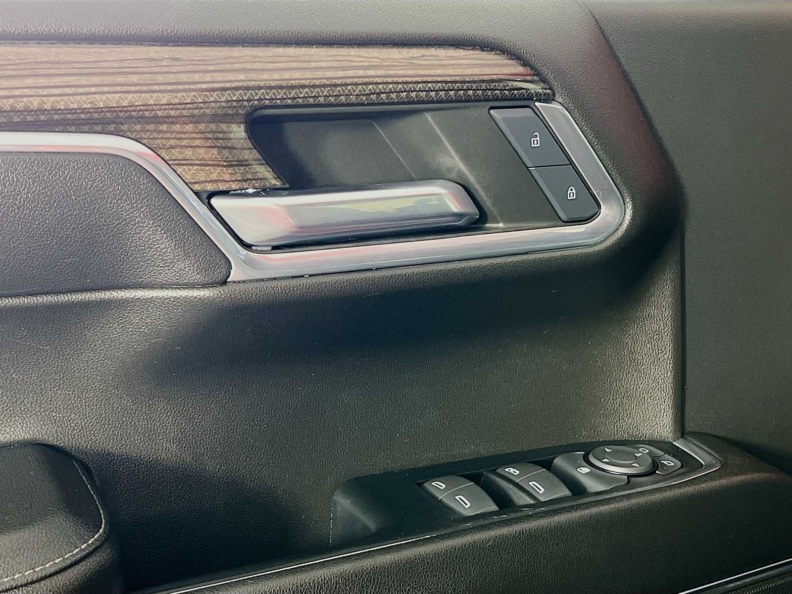 2023 Chevrolet Silverado 1500 RST - Photo 18