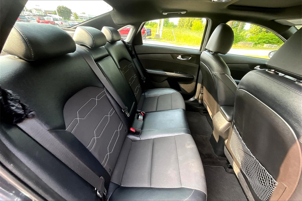 2023 Kia Forte GT-Line - Photo 15