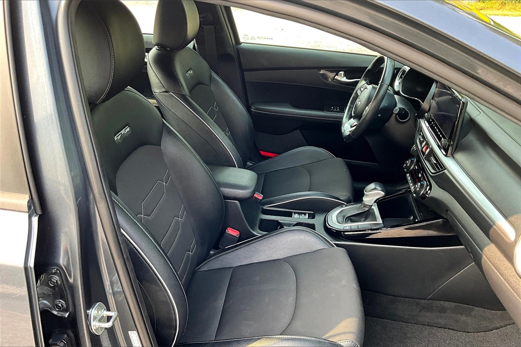 2023 Kia Forte GT-Line - Photo 10