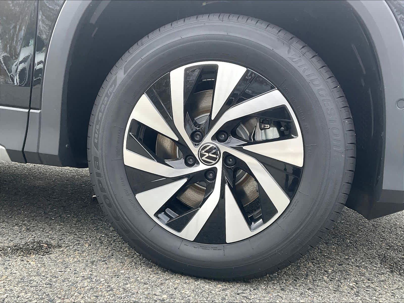 2025 Volkswagen Tiguan S - Photo 8