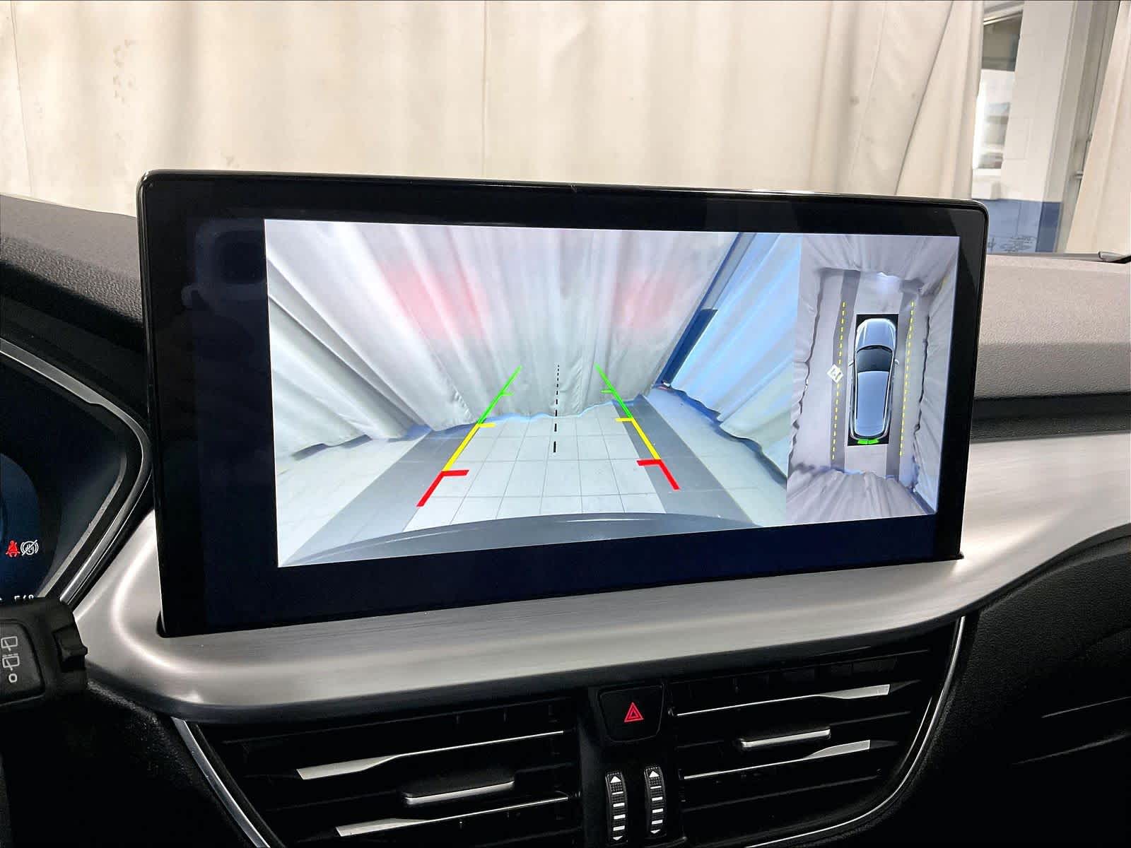 2023 Ford Escape Platinum - Photo 19