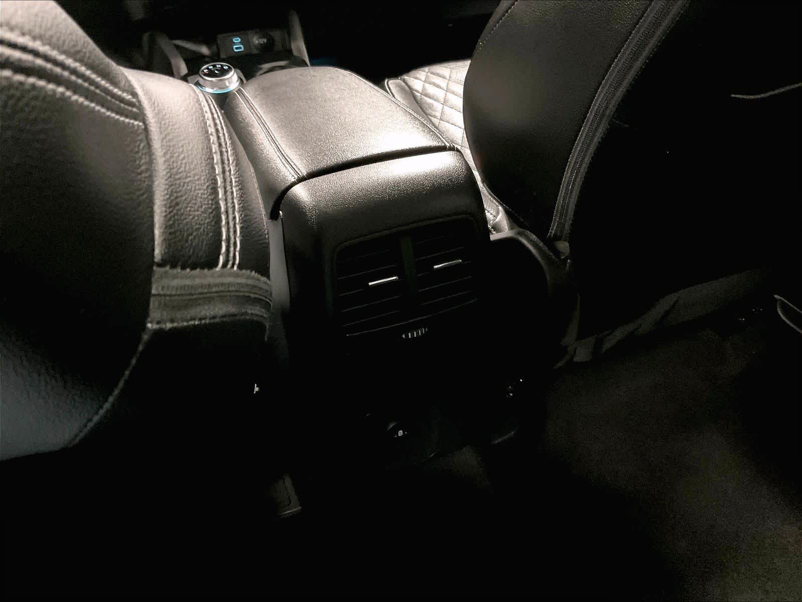 2023 Ford Escape Platinum - Photo 28