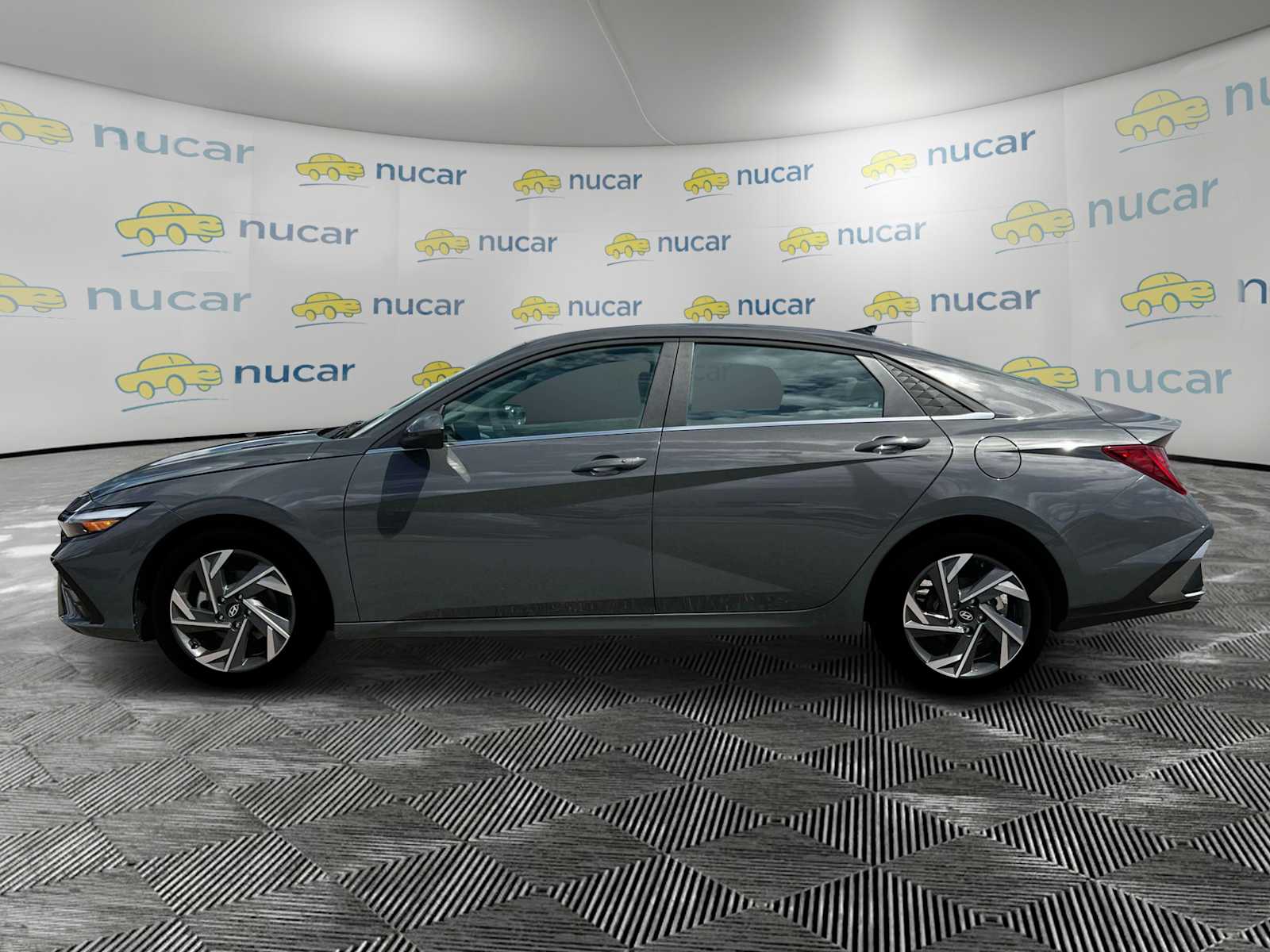 2025 Hyundai Elantra SEL Convenience - Photo 4