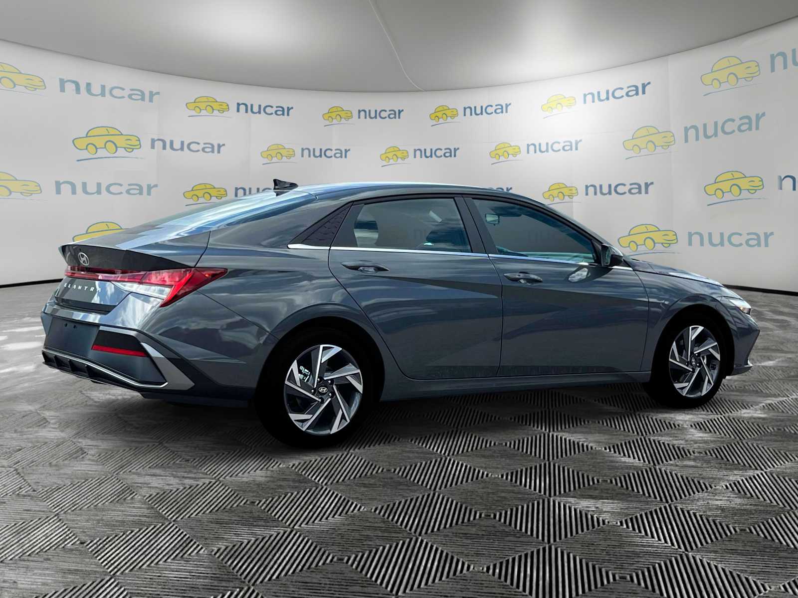 2025 Hyundai Elantra SEL Convenience - Photo 9