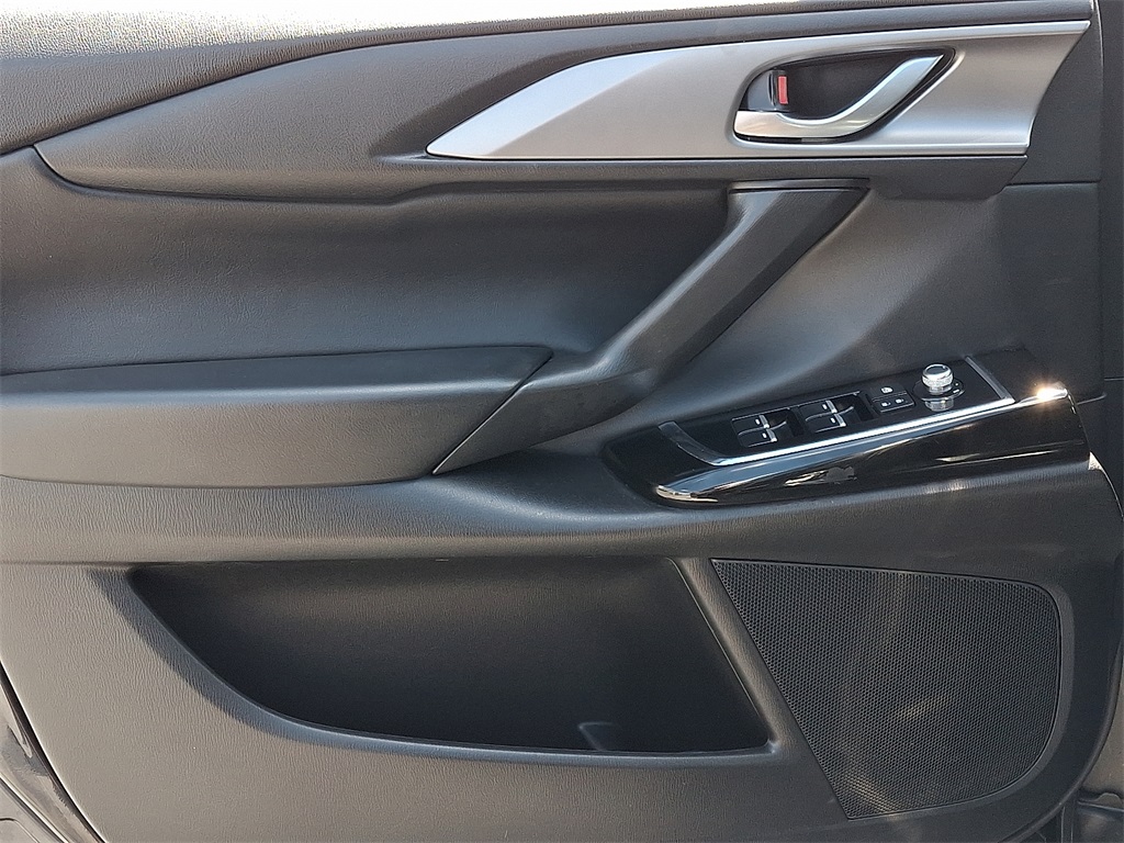 2023 Mazda CX-9 Touring Plus - Photo 13