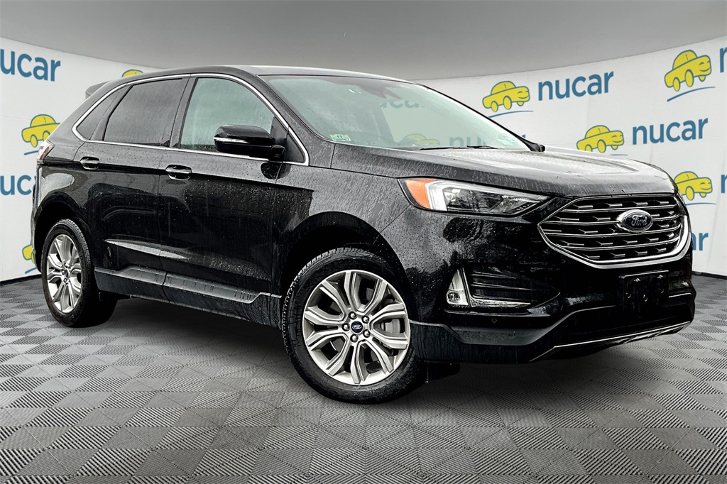 2022 Ford Edge Titanium