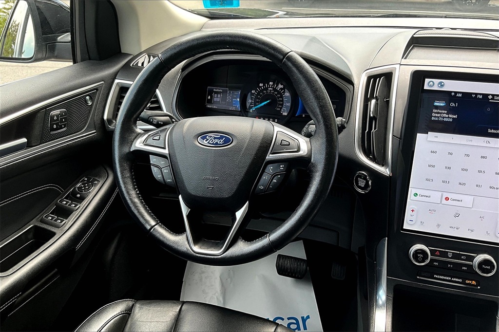 2022 Ford Edge Titanium - Photo 17