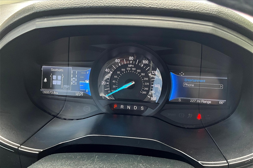 2022 Ford Edge Titanium - Photo 25
